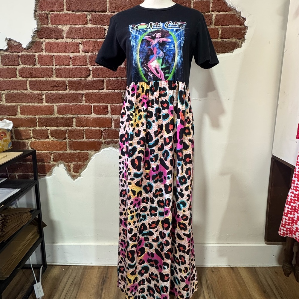 Doja Cat band tee dress!